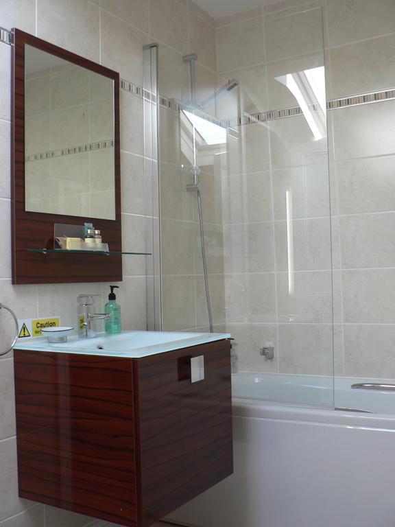 16 Franklin Bijou Boutique Bed & Breakfast Harrogate Dış mekan fotoğraf
